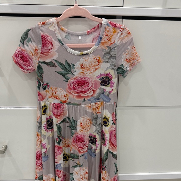 Posh Peanut Other - Posh Peanut Pink Floral Short-Sleeve Twirl Dress - 2T NWOT